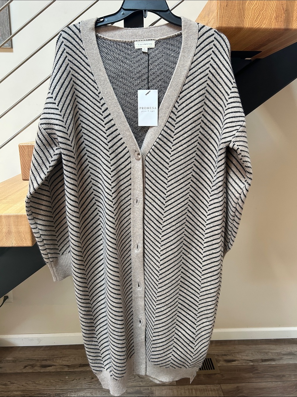 Promesa Chevron Longline Cardigan - Beige & Black